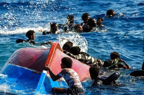 İtaliyada miqrant qayığında 8 cəsəd tapılıb