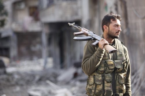 Suriya hərbçiləri ilə terrorçular arasında atışmada 11 nəfər həlak olub