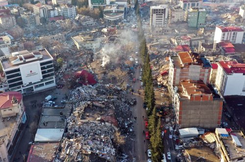 7,7 bal gücündə baş verən zəlzələdə ölənlərin sayı 3381 nəfər olub