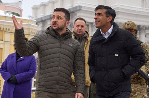 Zelenski bu gün Britaniyaya gedir