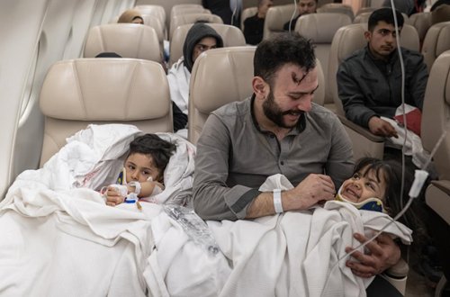 Yaralılar özəl təyyarə ilə Ankaraya aparıldı - Fotolar