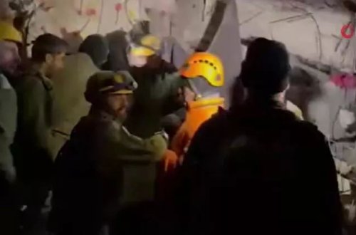 İsrail qrupu Kahramanmaraşda 26 yaşlı yeniyetməni dağıntılar altından xilas edib