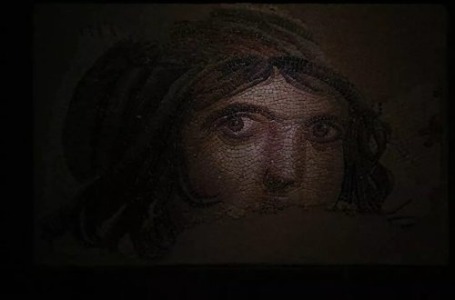 Zəlzələ Türkiyənin ən mühüm tarixi yerlərini də vurdu: Tarixi Parlament binası DAĞILDI 