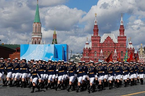 Rusiyaya gələn turistlərin sayı 96 faiz azalıb