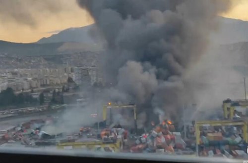Rusiya limanda yanğınsöndürmə işlərinə havadan dəstək verir