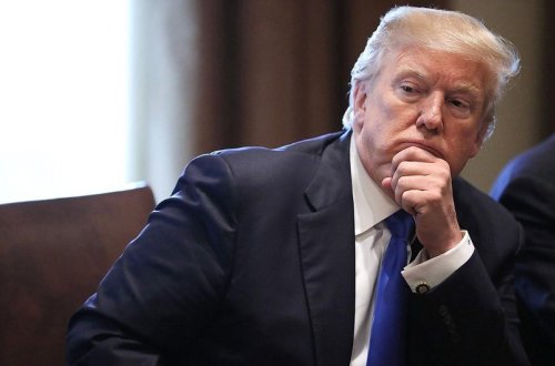 Trampın iqamətgahında əlavə məxfi sənədlər tapılıb