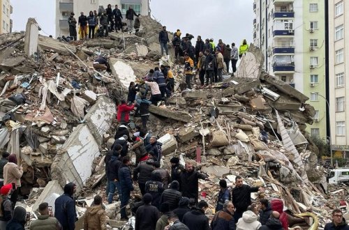 Türkiyədə zəlzələ nəticəsində həlak olanların sayı 21 043 nəfərə çatıb