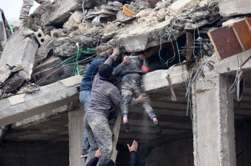 Suriyada zəlzələdə ölənlərin sayı 4 500 nəfəri keçib