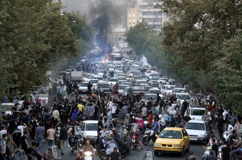 İranda etiraz aksiyaları davam edib: “Ölüm ola Xameneiyə, lənət ola Xomeyniyə