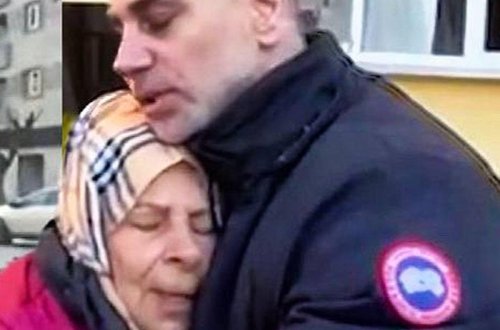 Doğuş Hataya yollandı - Dostunun ailəsi dağıntılar altında HƏLAK OLUB - VİDEO