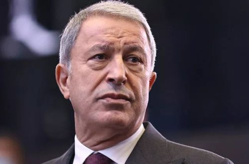 Zəlzələ bölgəsində olan nazir Akar NATO toplantısına qatılmayacaq