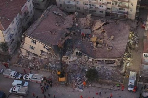 Hatayda qadın və iki uşaq zəlzələdən 228 saat sonra xilas edilib