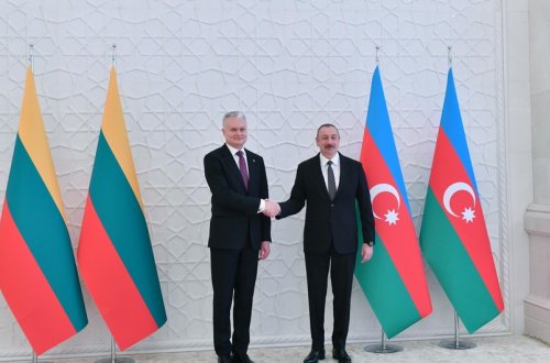 Azərbaycan Prezidenti litvalı həmkarını təbrik edib