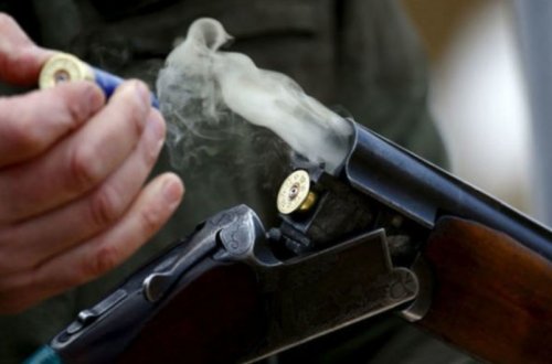 Yevlaxda 20 yaşlı qadının odlu silahla qətlə yetirilməsinin təfərrüatı məlum olub