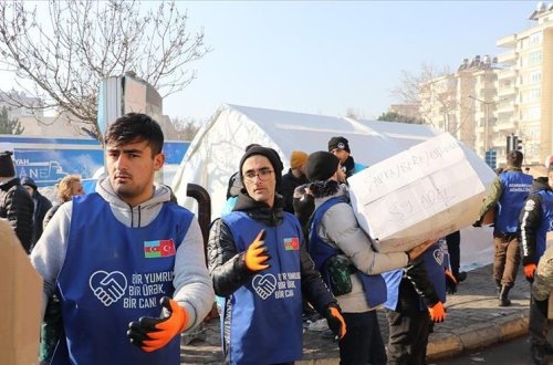 Azərbaycanlı tələbələr və müəllimlər zəlzələ bölgəsini tərk etməkdən imtina ediblər