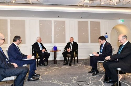 İlham Əliyev Münhendə “Leonardo” şirkətinin baş icraçı direktoru ilə görüşüb - FOTO