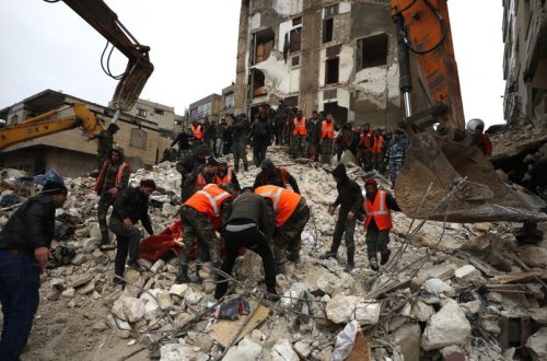 Türkiyədə zəlzələdən 296 saat sonra 3 nəfər xilas edilib