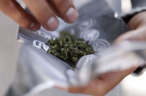 Xarici ölkə vətəndaşı tərəfindən narkokuryerliyə cəlb edilən şəxs saxlanılıb - FOTO