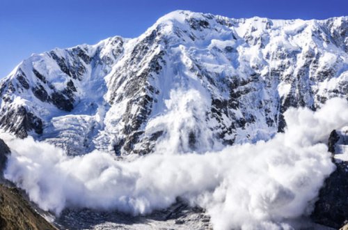 Ermənistanda qar uçqununda 2 hərbçi ölüb