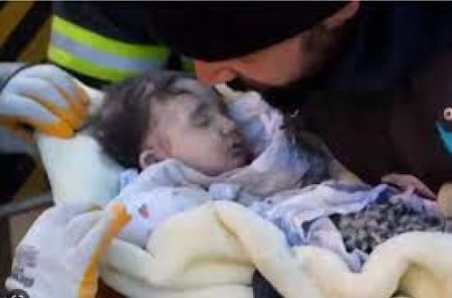 Türkiyədə zəlzələdən sonra dağıntılar altından 1 874 kimsəsiz uşaq çıxarılıb