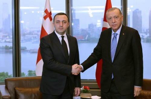 Ərdoğan Gürcüstanın Baş naziri ilə görüşüb