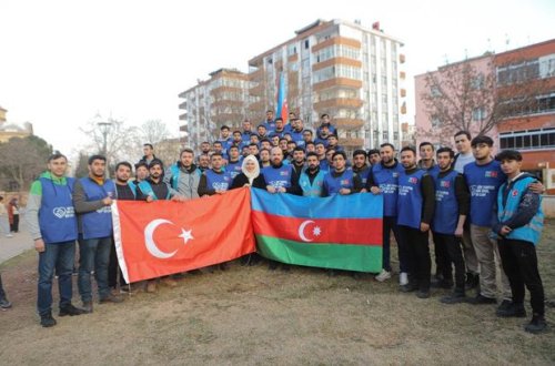 Bilal Ərdoğan Azərbaycan könüllülərinin fəaliyyəti ilə tanış oldu - VİDEO