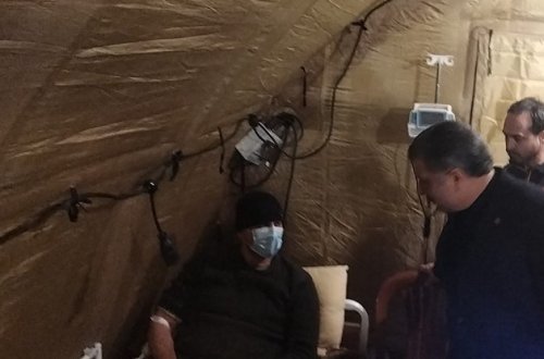 Fəxrəddin Koca müalicə edilən azərbaycanlı xilasedicilərin səhhəti ilə maraqlanıb