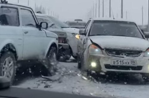 “Tiktok”da canlı açan qızlar qəza törətdi - 4 NƏFƏR ÖLDÜ - VİDEO