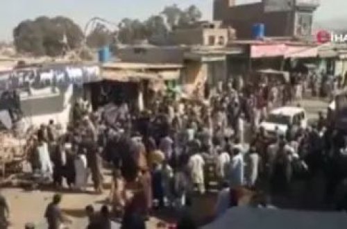 Pakistanda bombalı hücum baş verib: 5 ÖLÜ, 16 YARALI