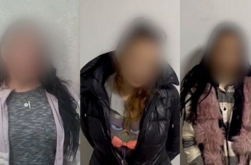 Paytaxtda narkotik satan ana və qızı tutulublar - FOTO/VİDEO