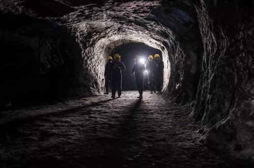 Çində mədən çöküb: 5 ÖLÜ