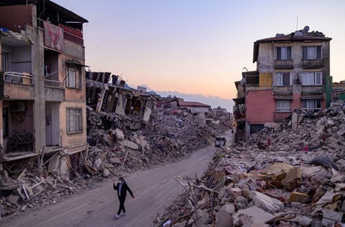 Zəlzələ bölgəsində 468 min ev inşa ediləcək