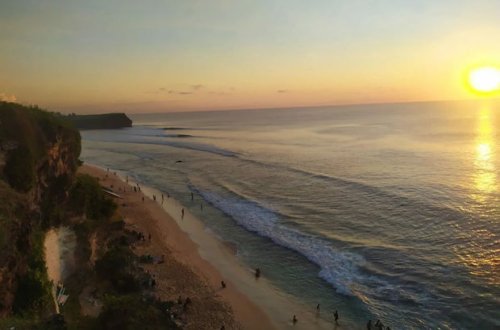 İndoneziyada 6 bala yaxın zəlzələ qeydə alınıb