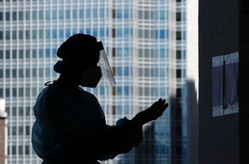 Ötən ay koronavirusdan ölənlərin sayı kəskin azalıb