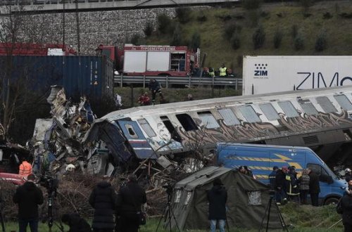 Yunanıstanda qatar qəzasından sonra etiraz aksiyası keçirilib