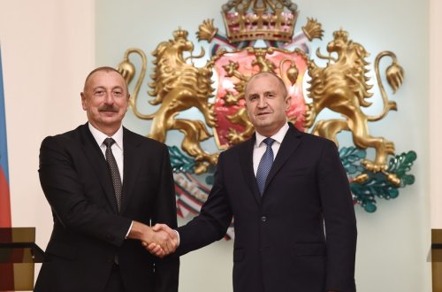 Azərbaycan Prezidenti bolqarıstanlı həmkarını təbrik edib