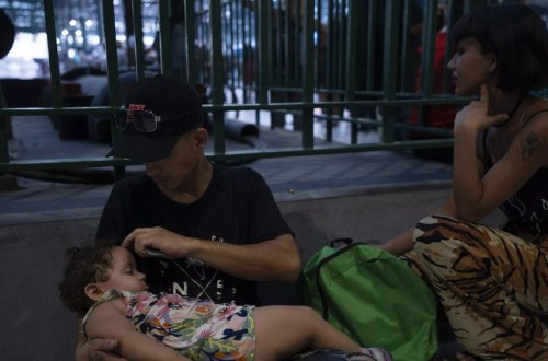 Rusiya hərbçiləri Xersonda kənd sakinlərini evlərindən çıxarırlar: Rusiya muzdlularını yerləşdirir