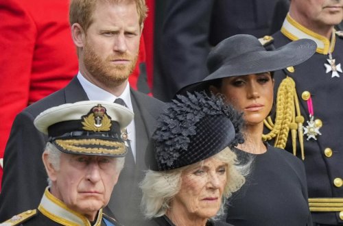 Britaniya kral ailəsindən Şahzadə Harri və Meqana təxliyə əmri verilib