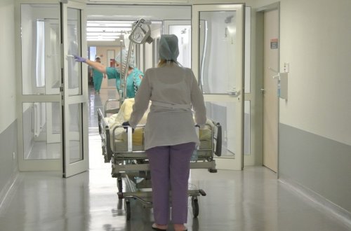 В Гяндже мужчина и двое его детей отравились угарным газом