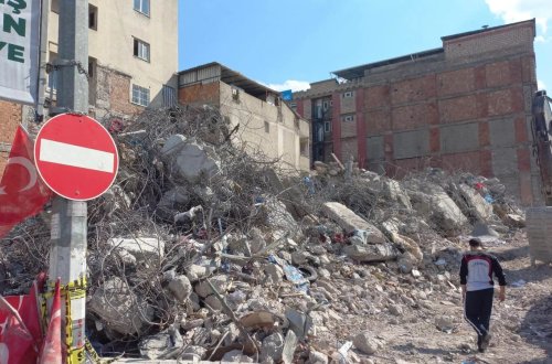 Rus şirkəti zəlzələ qurbanları üçün 1 milyon dollar yardım edəcək