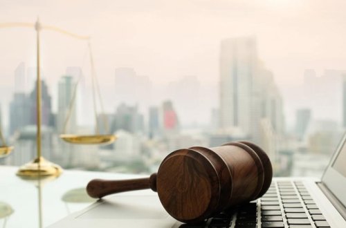 Rauf Əhmədov müştərilərin kartından pul oğurlayan “Unibank”ın əməkdaşı