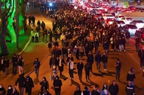 Gürcüstanda etiraz aksiyalarında saxlanılanların sayı artıb