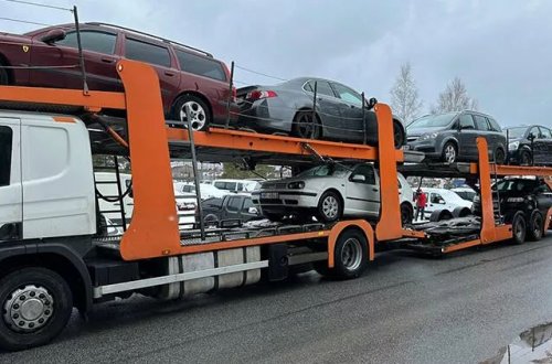 Latviya sərxoş sürücülərdən götürülən avtomobilləri Ukraynaya göndərəcək