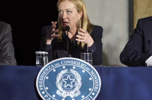 İtaliya insan alverçilərinə qarşı cəzaları artırmaq qərarına gəlib