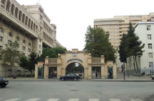 Silahlı insidentdə yaralanan tələbə ilə bağlı - AÇIQLAMA