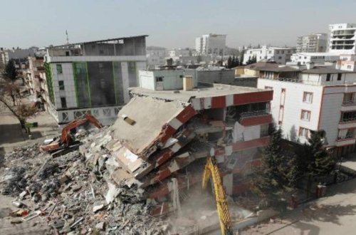 Türkiyədə zəlzələdə ölənlərin sayı 48 448-ə çatıb