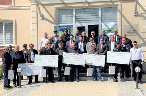 Ağdamda pambıqçı fermerlərə dəymiş zərərə görə sığorta ödənişləri edilib