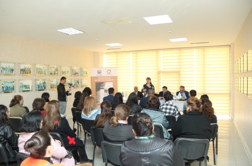 Ucar rayonunda qızların təhsil və peşə inkişafına dair Forum keçirildi