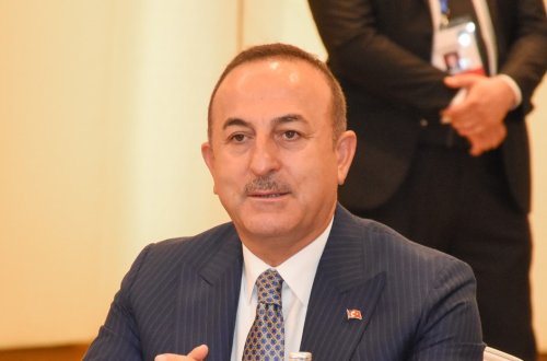 Çavuşoğlu: Xəzərdən əlavə təbii qazın beynəlxalq bazarlara çatdırılması üçün səylərimizi artırmalıyıq