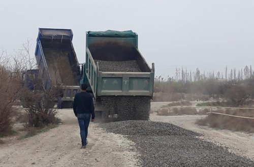 Deputatın təşəbbüsü ilə Ucarda daha bir yol gediş-gəliş üçün rahat vəziyyətə gətirildi